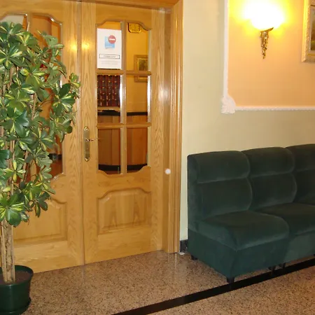 Universal Guest house 3*