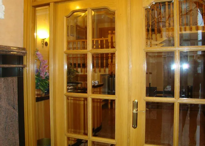 Guest house Universal